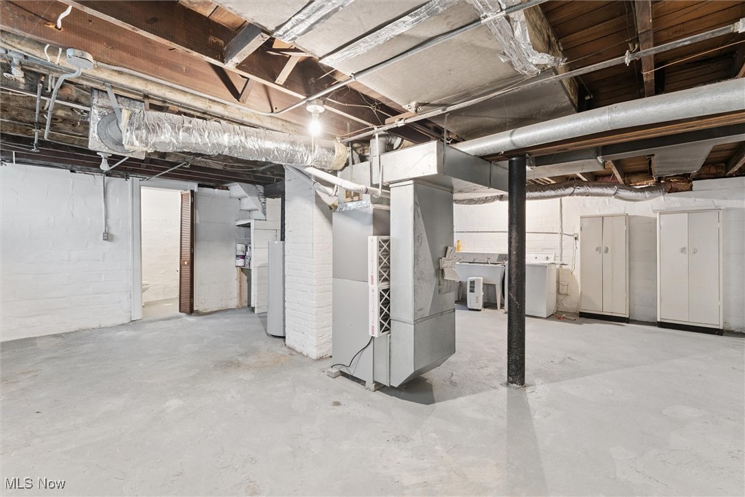 Henry Caines Lee Road - Residential
