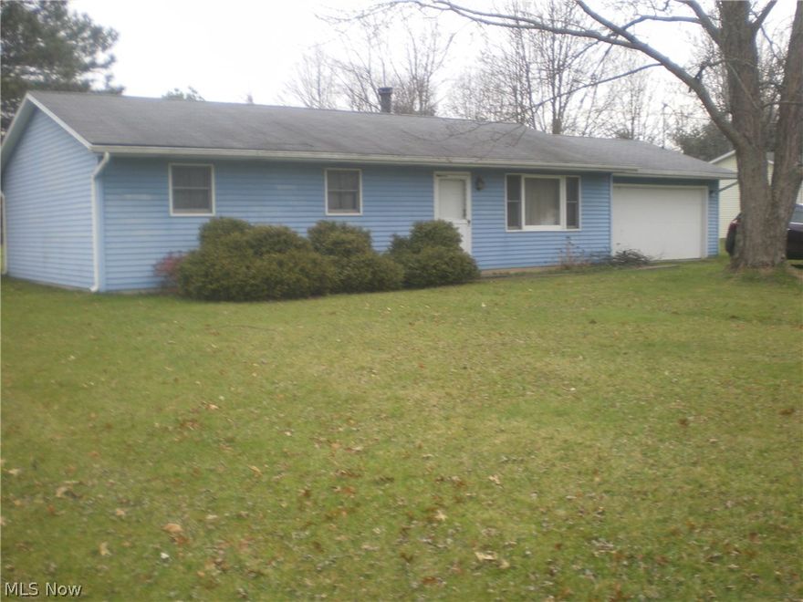 NEEDS TENDER LOVING CARE,  BUT ITS COUNTRY LIVING WITH MAJOR HIGHWAYS CLOSE TO CLEVELAND, MEDINA AND OTHER PARTS NORTH.