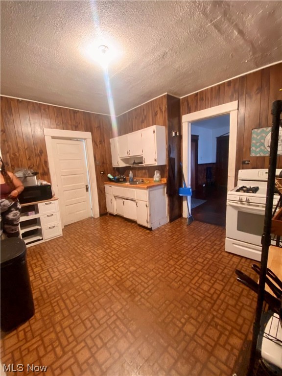 Lawrence - Residential Income