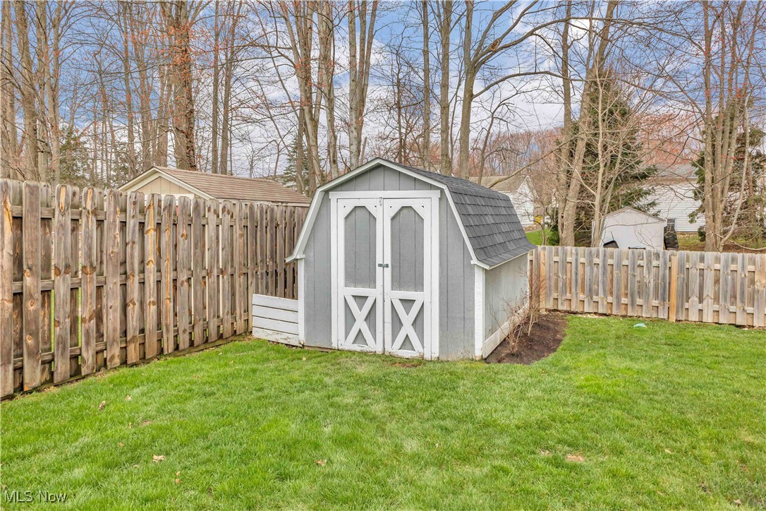 20208 Sandalwood Lane, Strongsville, Ohio image 26