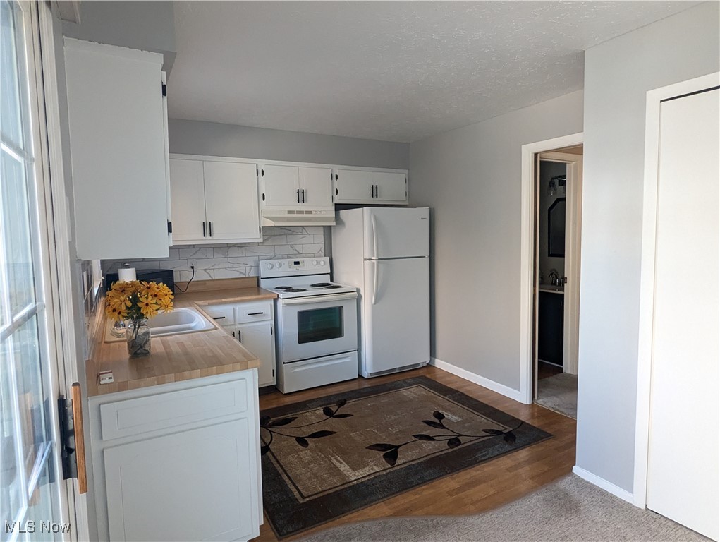 Cornerstone Square Twnhse Condo - Residential