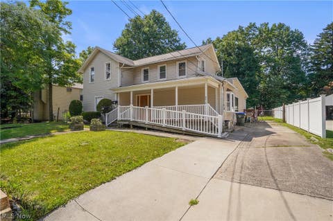Photo for 2414 2nd Street