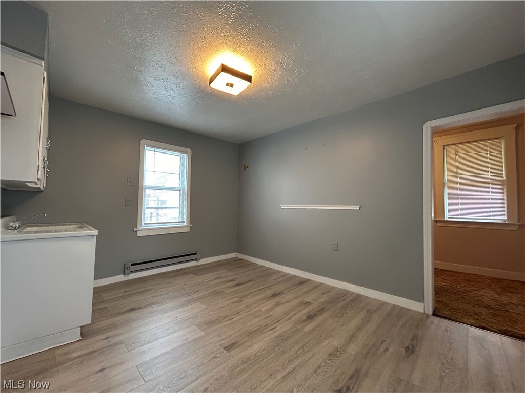 Applewood Sub - Residential Lease