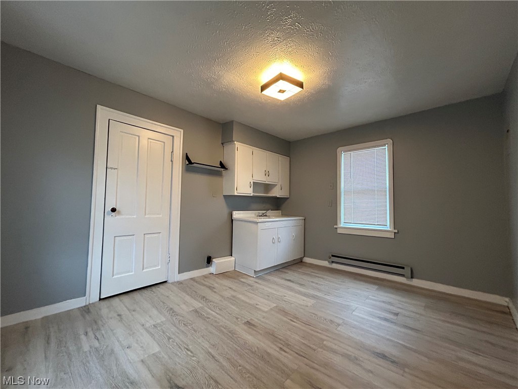 Applewood Sub - Residential Lease
