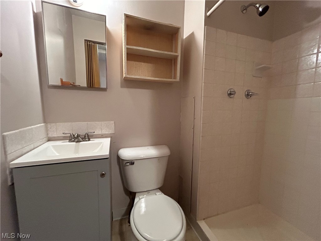 Applewood Sub - Residential Lease