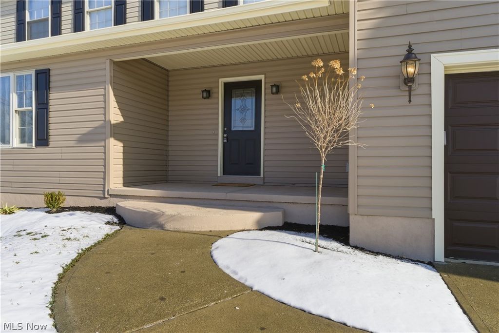 Photo of 675 Meadowlark Road, Painesville Township, OH 44077 (MLS # 5189403)