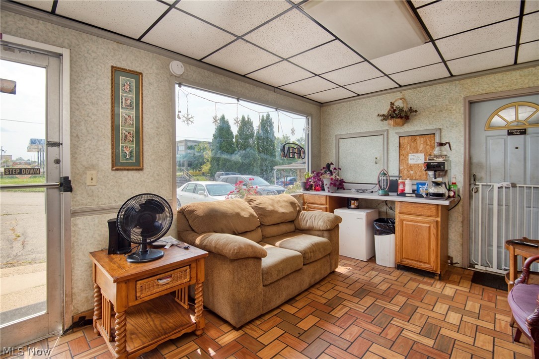 Penn Ohio Plaza 01 Correc - Commercial Sale