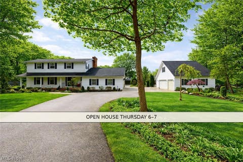 Homes For Sale - 7885 Pear Tree Drive<br/> Chesterland, OH 44026