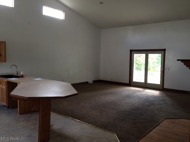 Village/Jefferson - Residential