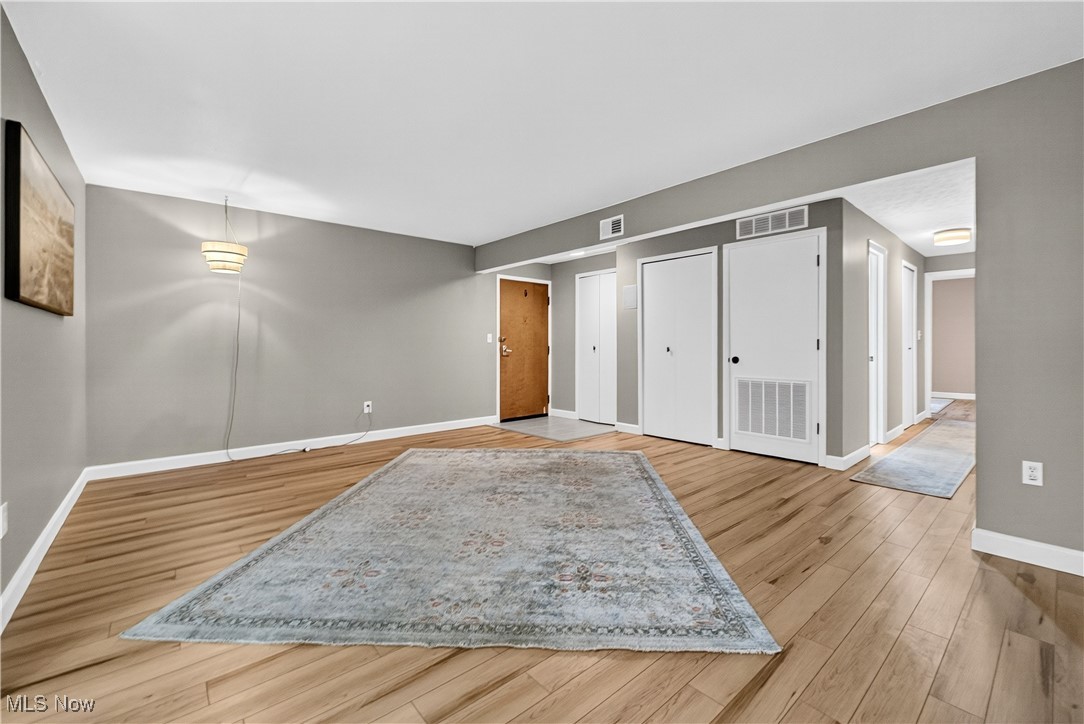 Hilroc Condos - Residential