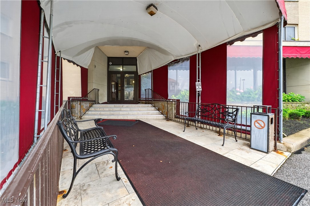 18501 Hilliard Boulevard A1