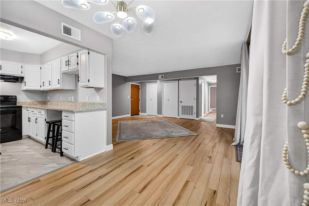 Hilroc Condos - Residential