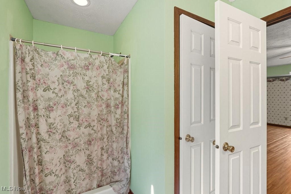 Twinsburg, Ohio 44087, United States, 3 Bedrooms Bedrooms, ,3 BathroomsBathrooms,Residential,Active,214037