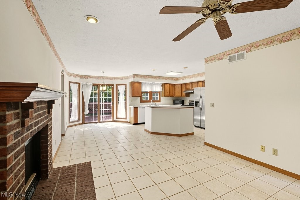 Twinsburg, Ohio 44087, United States, 3 Bedrooms Bedrooms, ,3 BathroomsBathrooms,Residential,Active,214037