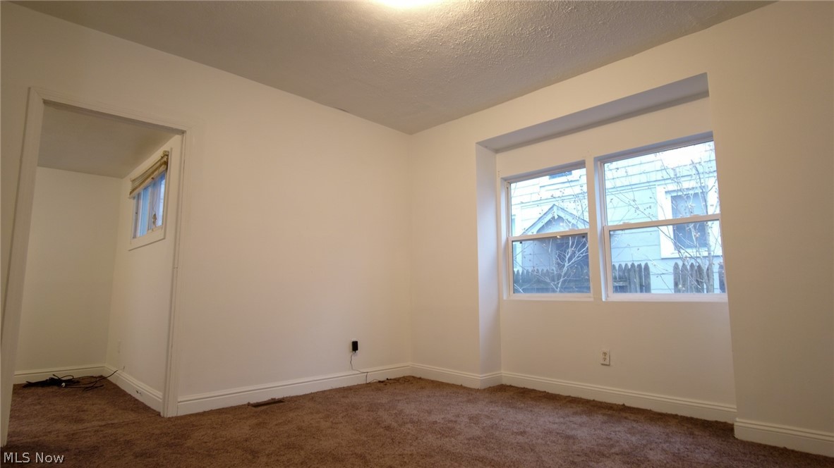 Southern Hower Stone & Raymond - Residential