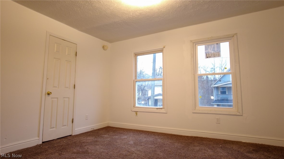 Southern Hower Stone & Raymond - Residential