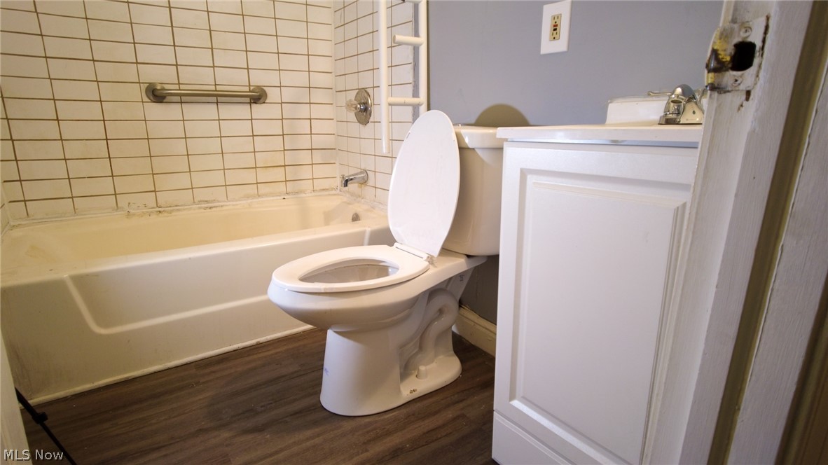 Southern Hower Stone & Raymond - Residential