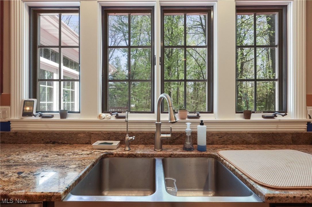 6307 Paderborne Drive, Hudson, Ohio image 10