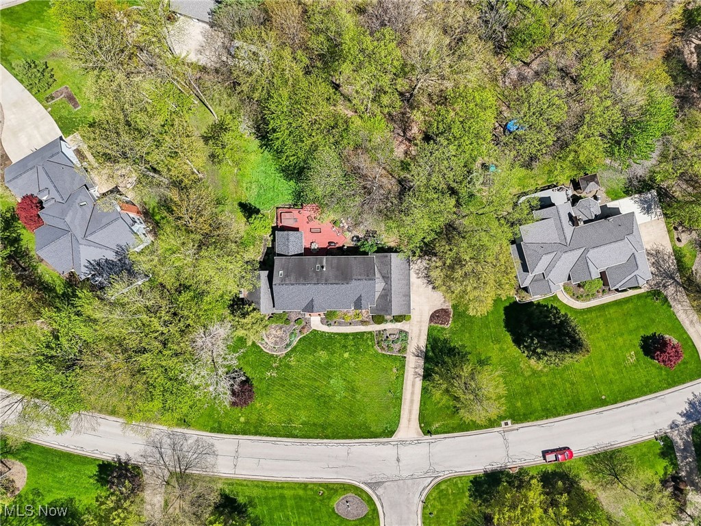 6307 Paderborne Drive, Hudson, Ohio image 48