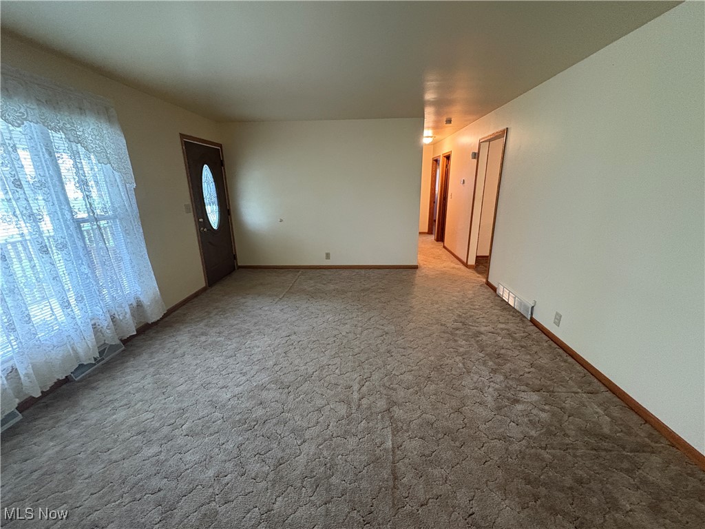 309 S Inglewood Avenue, Austintown, Ohio image 3