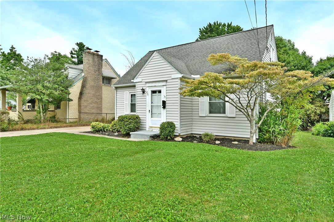 271 Parkgate Avenue
