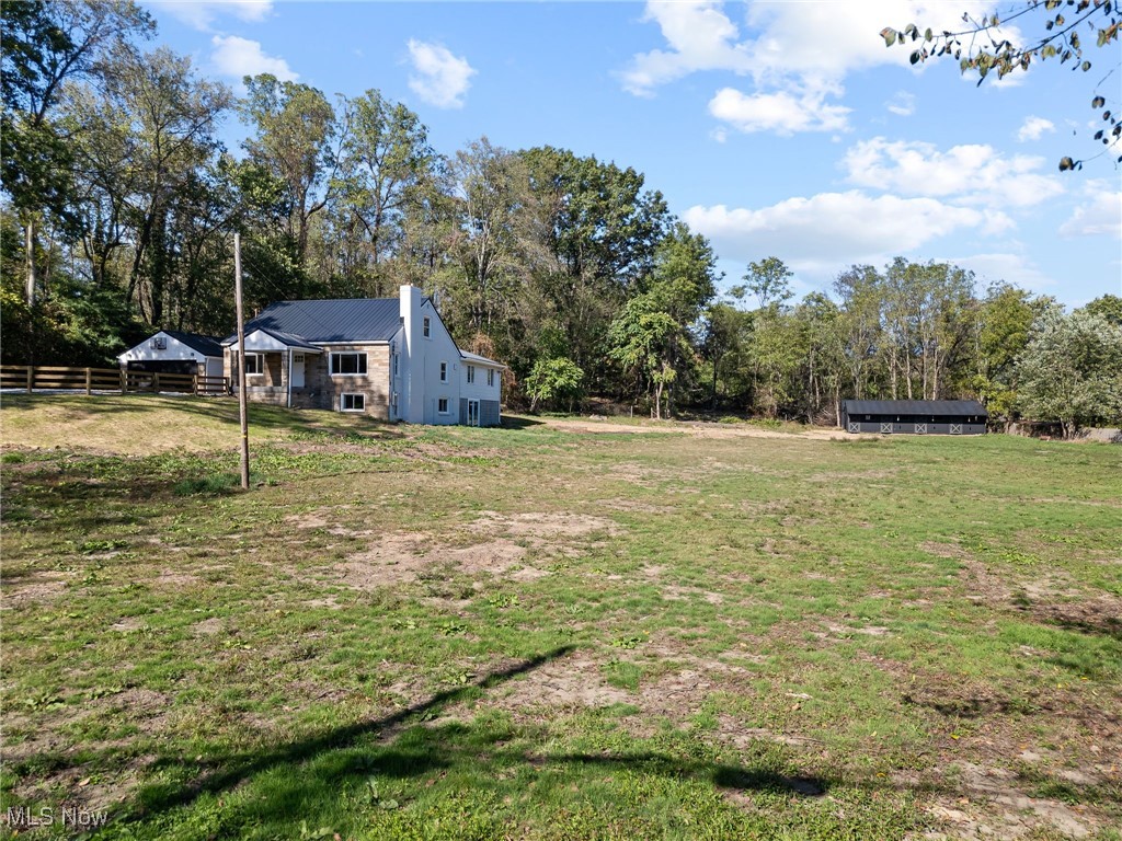 1 Arlington-Krumroy Acreage - Residential