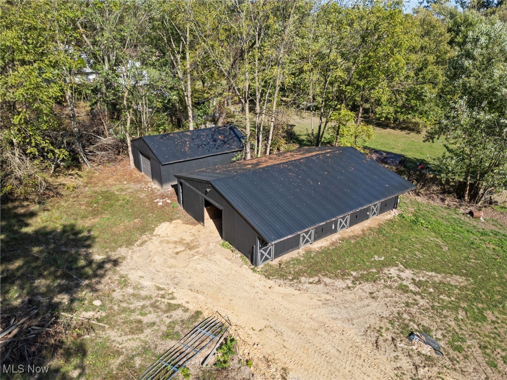 1 Arlington-Krumroy Acreage - Residential