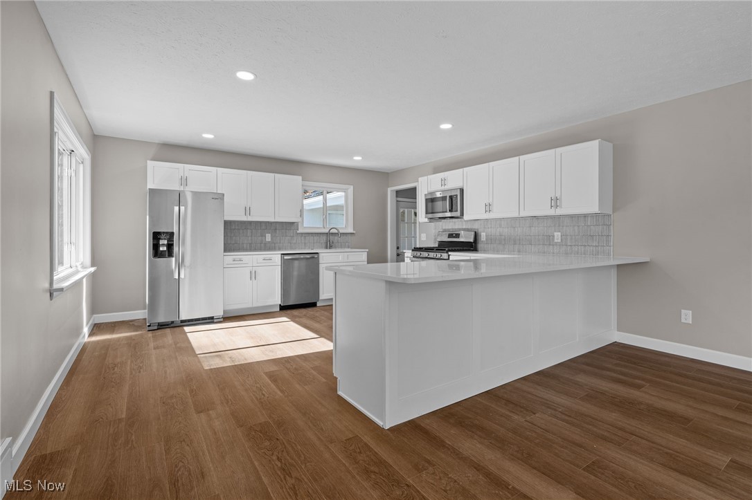 1 Arlington-Krumroy Acreage - Residential