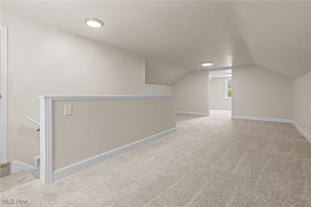 1 Arlington-Krumroy Acreage - Residential
