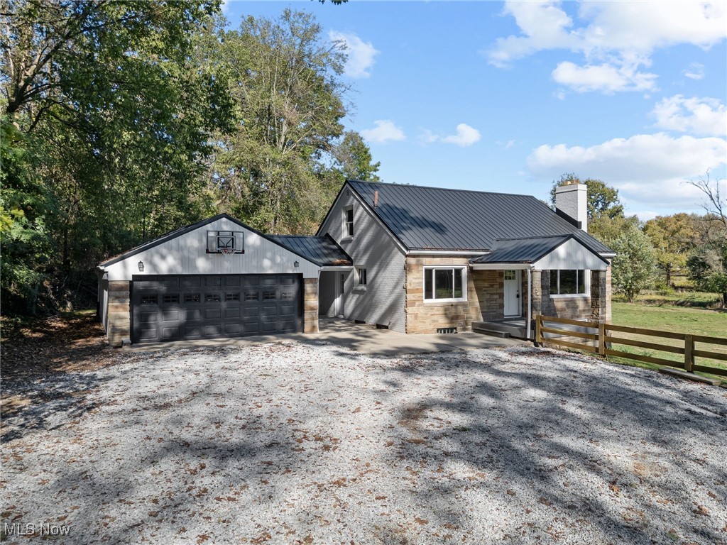 1 Arlington-Krumroy Acreage - Residential