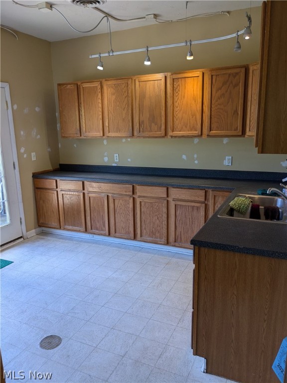 Old Oak Office Park Condos - Commercial Sale