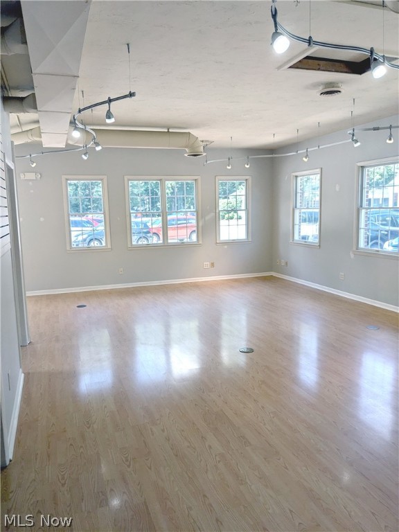 Old Oak Office Park Condos - Commercial Sale