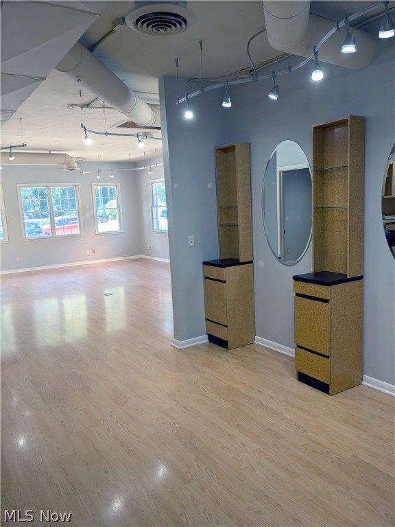 Old Oak Office Park Condos - Commercial Sale