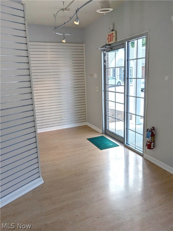 Old Oak Office Park Condos - Commercial Sale