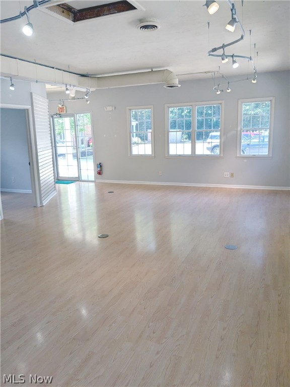 Old Oak Office Park Condos - Commercial Sale