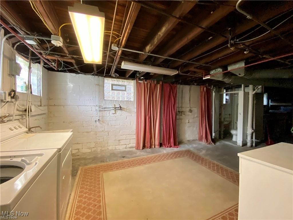 Lakewood, Ohio 44107, United States, 1 Bedroom Bedrooms, ,1 BathroomBathrooms,Residential,Active,214917