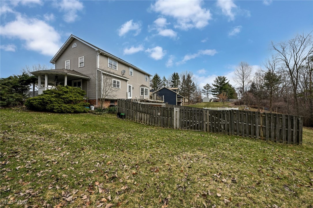 315 Babbling Brook Oval, Hinckley, Ohio image 7