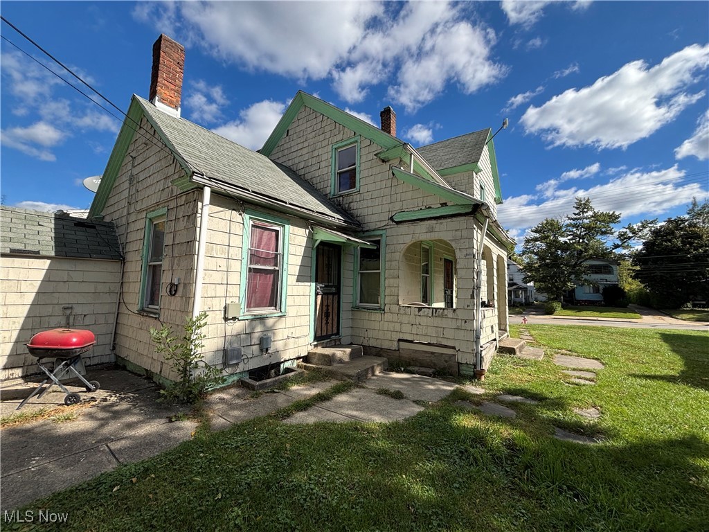 3296 E 116th Street
