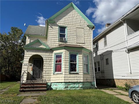 3296 E 116th Street Cleveland OH 44120