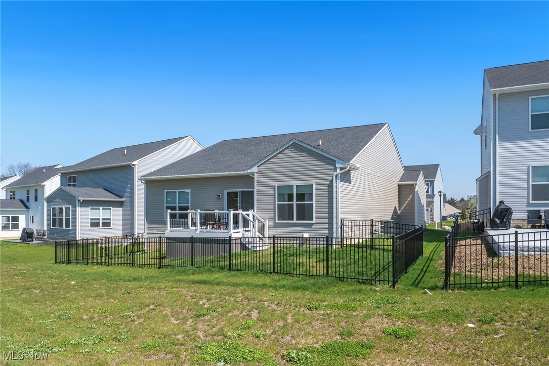1236 Selena Grove, Uniontown, Ohio image 26