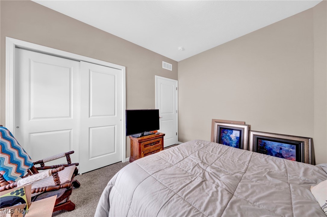 1236 Selena Grove, Uniontown, Ohio image 23