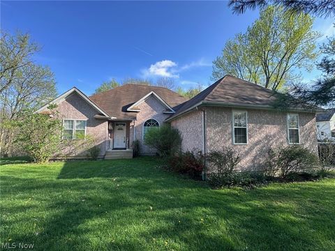 156 Penrose Court, Elyria, OH 44035 - #: 5201615