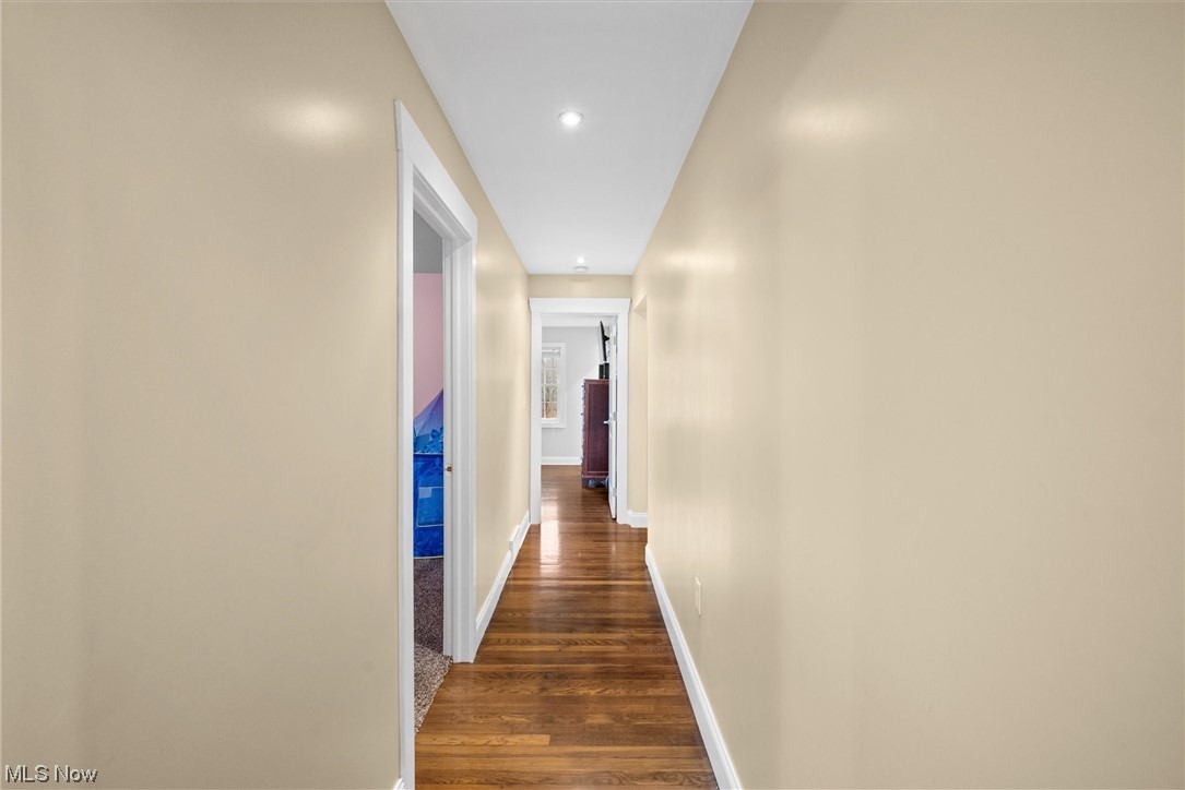 Middle Division/Said Russell - Residential