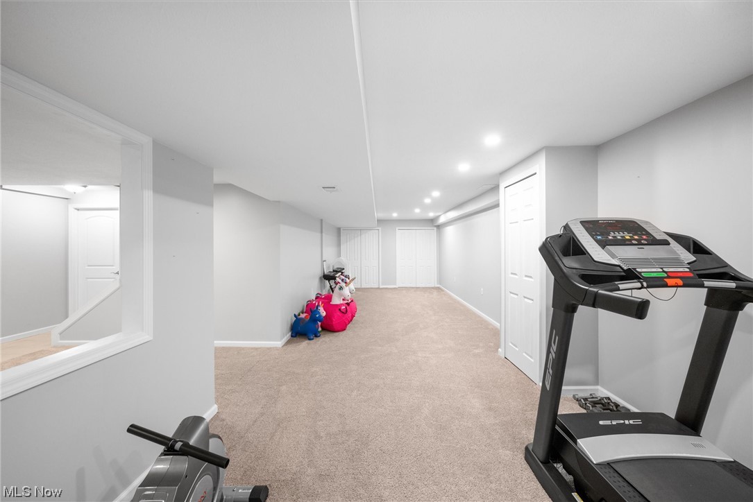 Middle Division/Said Russell - Residential