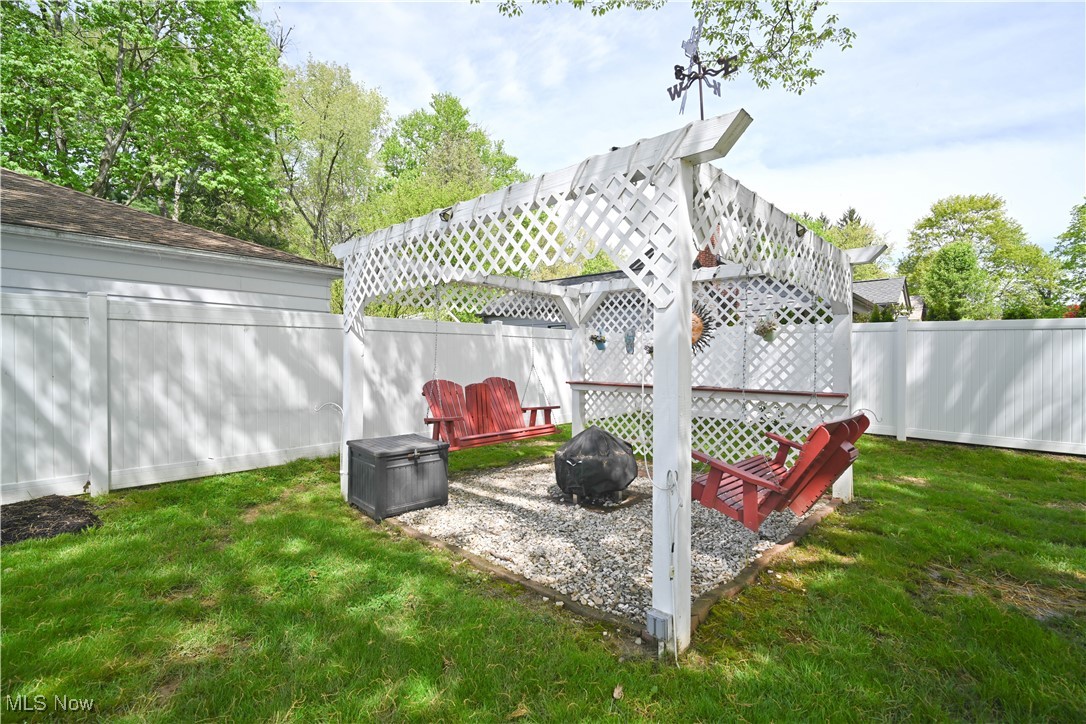 1706 Mccollum Road, Youngstown, Ohio image 7