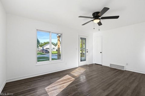 Tiny photo for 18605 Parkmount Avenue, Cleveland, OH 44135 (MLS # 5257405)