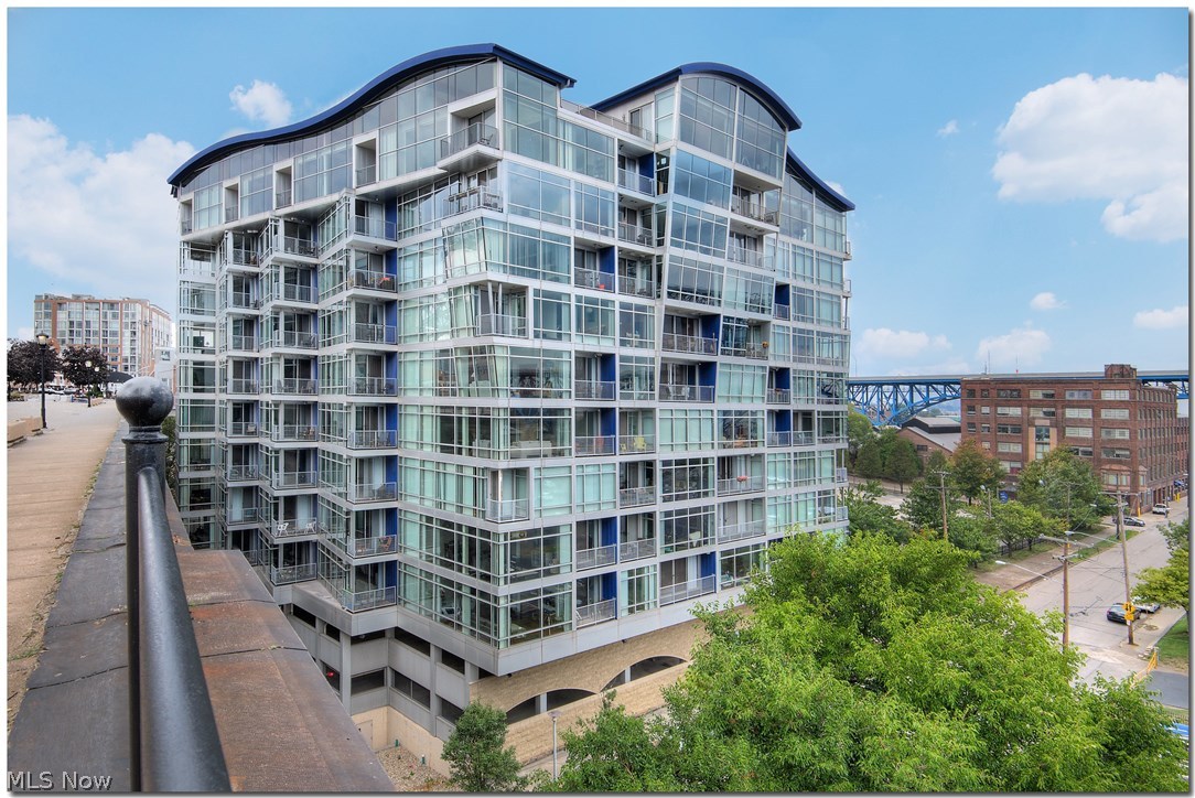 Stonebridge Plaza Condo - Residential