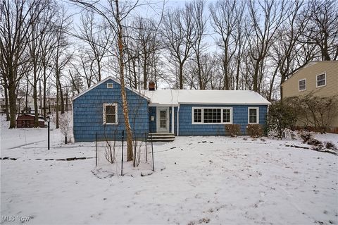 Tiny photo for 188 Grand Boulevard, Bedford, OH 44146 (MLS # 5169353)