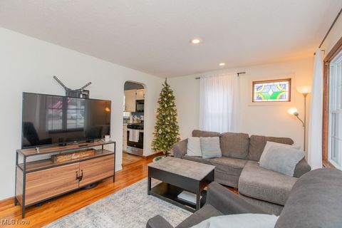 Tiny photo for 299 Inwood Boulevard, Avon Lake, OH 44012 (MLS # 5178342)