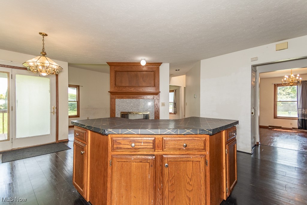 8391 Lanmark Drive, Mentor, Ohio image 13